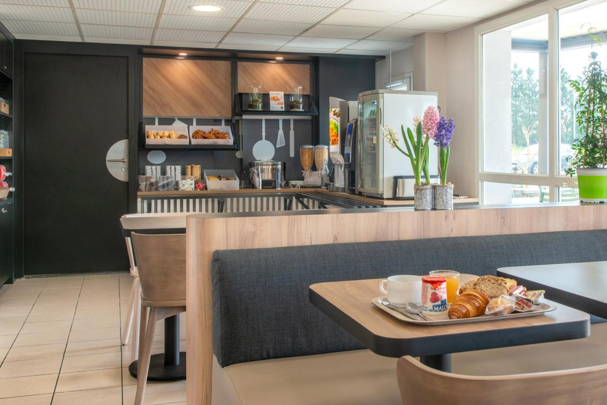 B&B Hotel Cholet Nord المظهر الخارجي الصورة