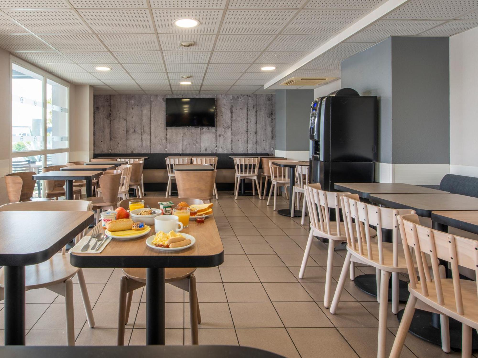 B&B Hotel Cholet Nord المظهر الخارجي الصورة