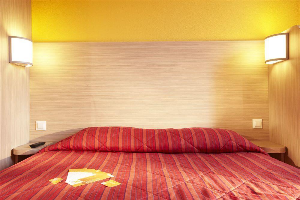 B&B Hotel Cholet Nord المظهر الخارجي الصورة