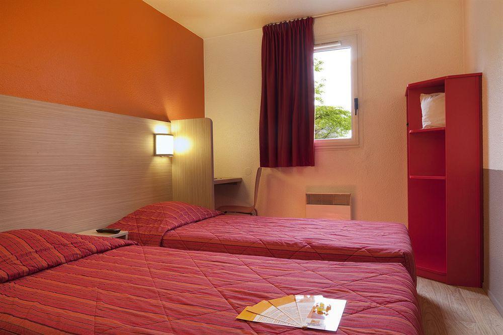 B&B Hotel Cholet Nord المظهر الخارجي الصورة