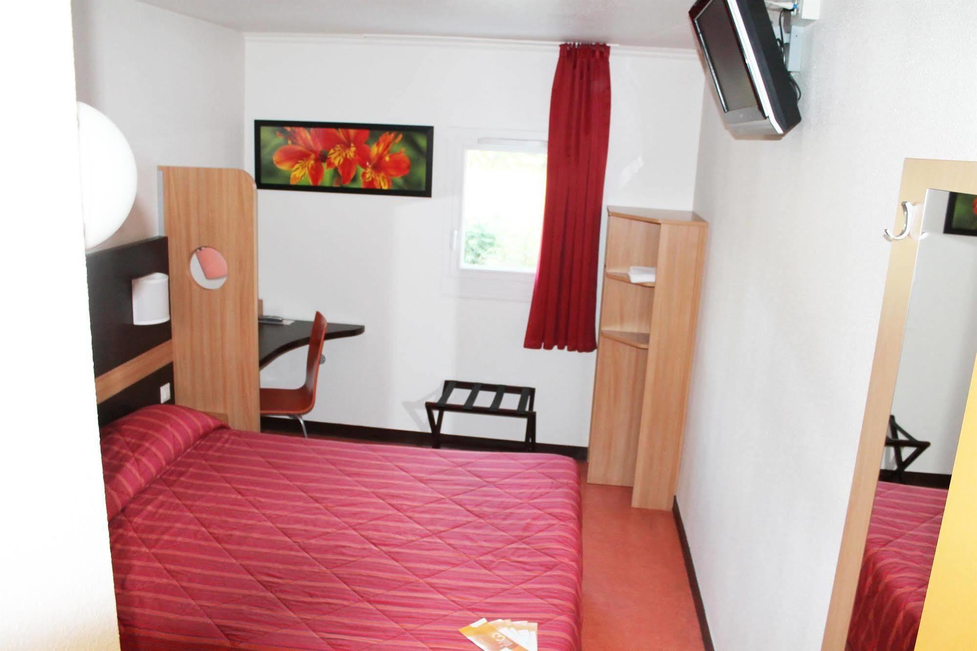 B&B Hotel Cholet Nord المظهر الخارجي الصورة